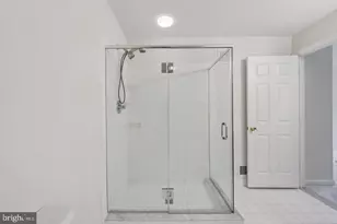 15503 John Diskin Cir, Woodbridge, VA 22191 - Photo 27