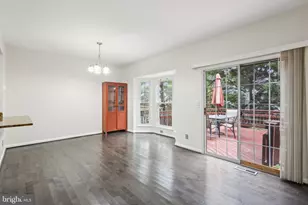 15514 Port Washington Ct, Dumfries, VA 22025 - Photo 9