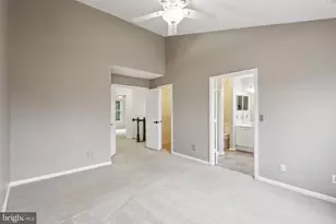 15514 Port Washington Ct, Dumfries, VA 22025 - Photo 11