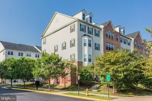 2585 Eastbourne Dr, Woodbridge, VA 22191 - Photo 7