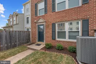 7644 Jordon Hollow Ct, Manassas, VA 20109 - Photo 3