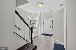 14248 Hunters Run Way, Gainesville, VA 20155 - Photo 5
