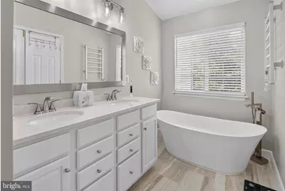 14248 Hunters Run Way, Gainesville, VA 20155 - Photo 23