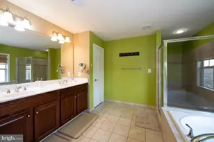 14298 Ladderbacked Dr, Gainesville, VA 20155 - Photo 21