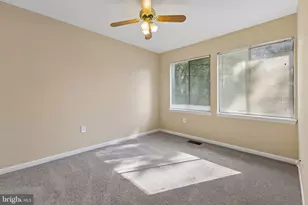 12789 Cara Dr, Woodbridge, VA 22192 - Photo 19