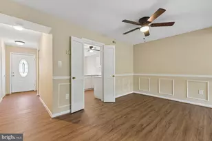12789 Cara Dr, Woodbridge, VA 22192 - Photo 13