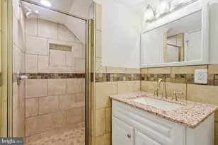 12017 William and Mary Cir, Woodbridge, VA 22192 - Photo 33