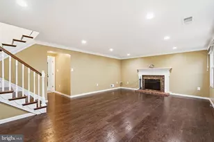 12017 William and Mary Cir, Woodbridge, VA 22192 - Photo 29