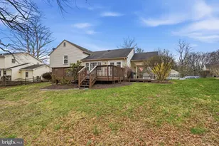 12017 William and Mary Cir, Woodbridge, VA 22192 - Photo 37