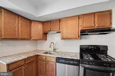 4715 S Park Court, Woodbridge, VA 22193 - Photo 9