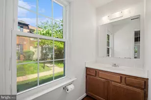 4715 S Park Ct, Woodbridge, VA 22193 - Photo 23
