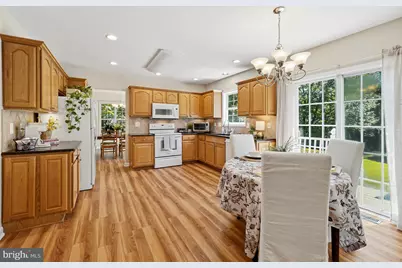 7727 Roseberry Farm Drive, Manassas, VA 20111 - Photo 15