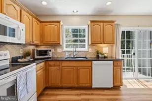 7727 Roseberry Farm Dr, Manassas, VA 20111 - Photo 19