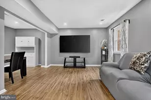 2006 Mayflower Dr, Woodbridge, VA 22192 - Photo 13