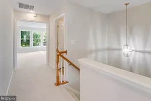 15519 Exmore Ct, Woodbridge, VA 22191 - Photo 19