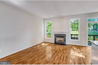 15519 Exmore Court, Woodbridge, VA 22191 - Photo 7