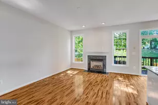 15519 Exmore Ct, Woodbridge, VA 22191 - Photo 7