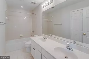 15519 Exmore Ct, Woodbridge, VA 22191 - Photo 27