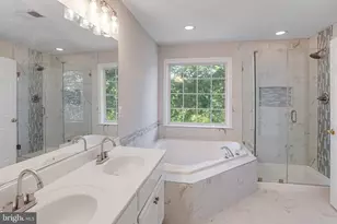 15519 Exmore Ct, Woodbridge, VA 22191 - Photo 23