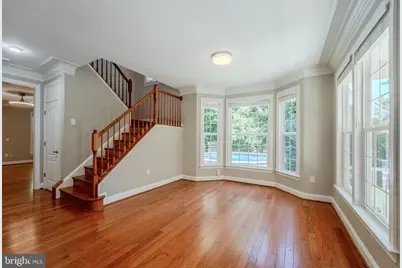 7812 Lake Drive, Manassas, VA 20111 - Photo 5