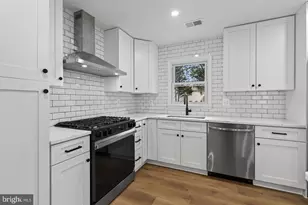 9927 Portsmouth Rd, Manassas, VA 20109 - Photo 17