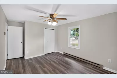 13996 Lakeview Drive, Gainesville, VA 20155 - Photo 17