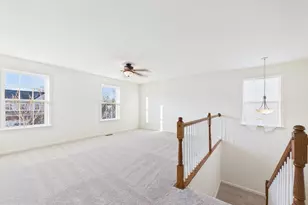 18213 Jillian Ln, Triangle, VA 22172 - Photo 13