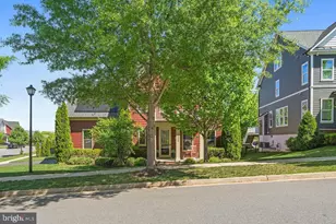 17243 Miss Packard Ct, Dumfries, VA 22026 - Photo 3