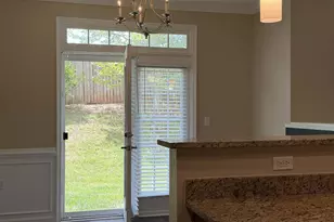 6765 Hampton Bay Ln, Gainesville, VA 20155 - Photo 9