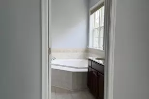6765 Hampton Bay Ln, Gainesville, VA 20155 - Photo 19