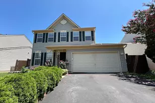 14361 Fallsmere Cir, Gainesville, VA 20155 - Photo 1