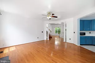 2917 Markhams Grant Dr, Woodbridge, VA 22191 - Photo 23