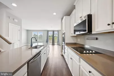 13827 Litespeed Way, Gainesville, VA 20155 - Photo 9