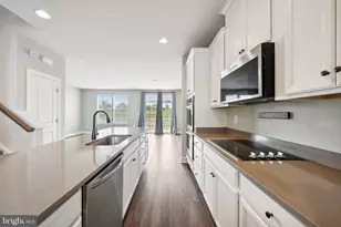 13827 Litespeed Way, Gainesville, VA 20155 - Photo 9