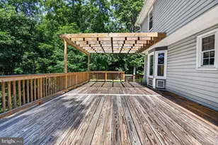 12012 Governors Ct, Woodbridge, VA 22192 - Photo 9
