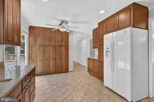 12012 Governors Ct, Woodbridge, VA 22192 - Photo 25