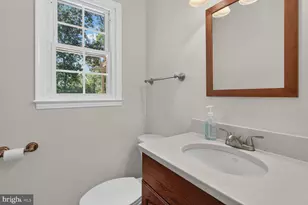 12012 Governors Ct, Woodbridge, VA 22192 - Photo 27