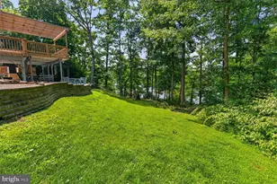 12012 Governors Ct, Woodbridge, VA 22192 - Photo 47