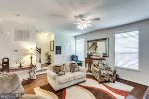 13557 Handel Pl, Gainesville, VA 20155 - Photo 5