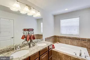 13557 Handel Pl, Gainesville, VA 20155 - Photo 17