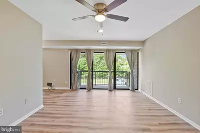 7589 Margate Court #201, Manassas, VA 20109 - Photo 3