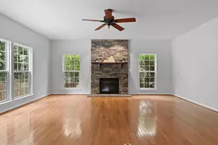 14203 Murphy Terrace, Gainesville, VA 20155 - Photo 17