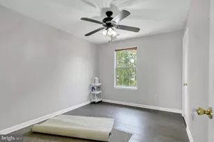 15704 Beau Ridge Dr, Woodbridge, VA 22193 - Photo 27