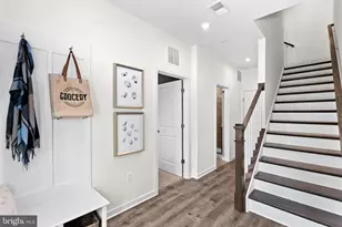 16992 Alicia Ave, Dumfries, VA 22026 - Photo 3