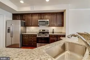 4896 Dane Ridge Cir, Woodbridge, VA 22193 - Photo 9