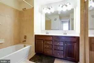 4896 Dane Ridge Cir, Woodbridge, VA 22193 - Photo 13