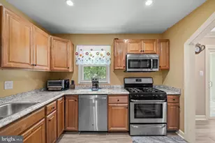 13415 Kingsman Rd, Woodbridge, VA 22193 - Photo 5