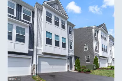 18277 Summit Pointe Drive, Triangle, VA 22172 - Photo 3