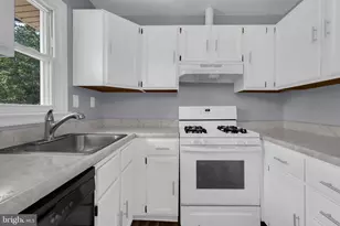 10109 Lomond Dr, Manassas, VA 20109 - Photo 25