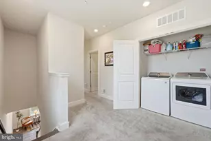 2303 Stephanie Tessa Ln, Woodbridge, VA 22191 - Photo 11